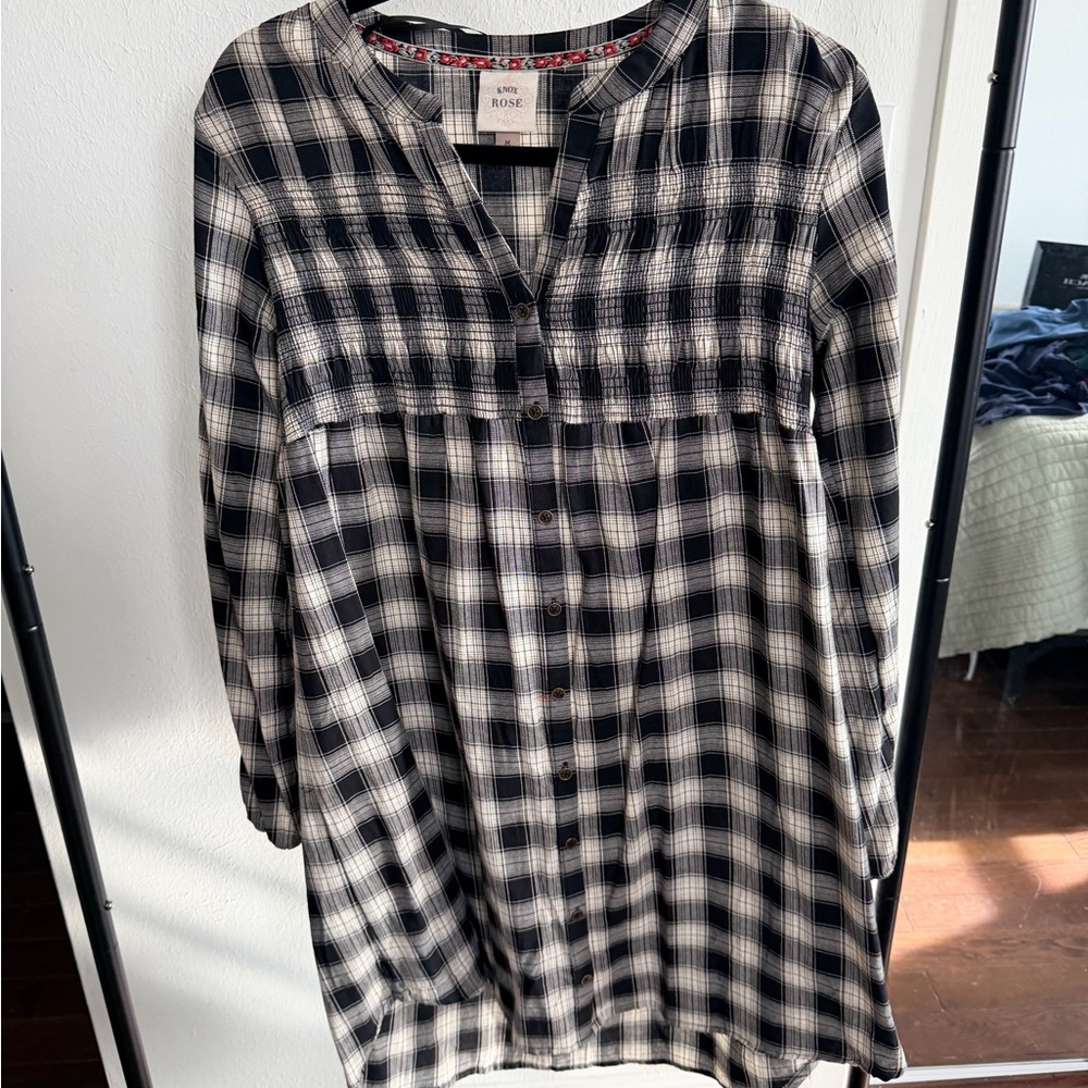 Knox Rose Black and Cream Plaid Dress